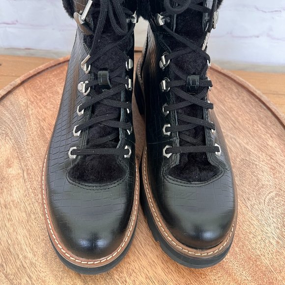 NWOT Clarks Orianna Hiker Boot Black Croc - Size 7.5 - Picture 3 of 11